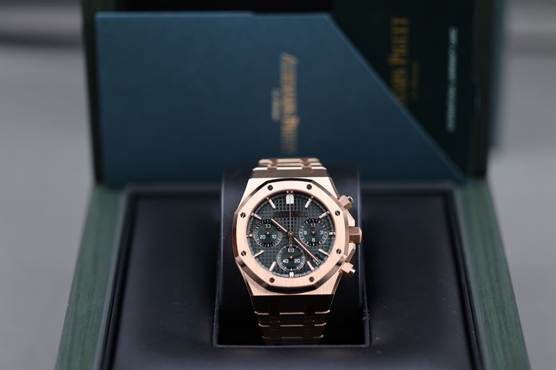 Audemars Piguet Royal Oak Chronograph Roségold Grün - 2024