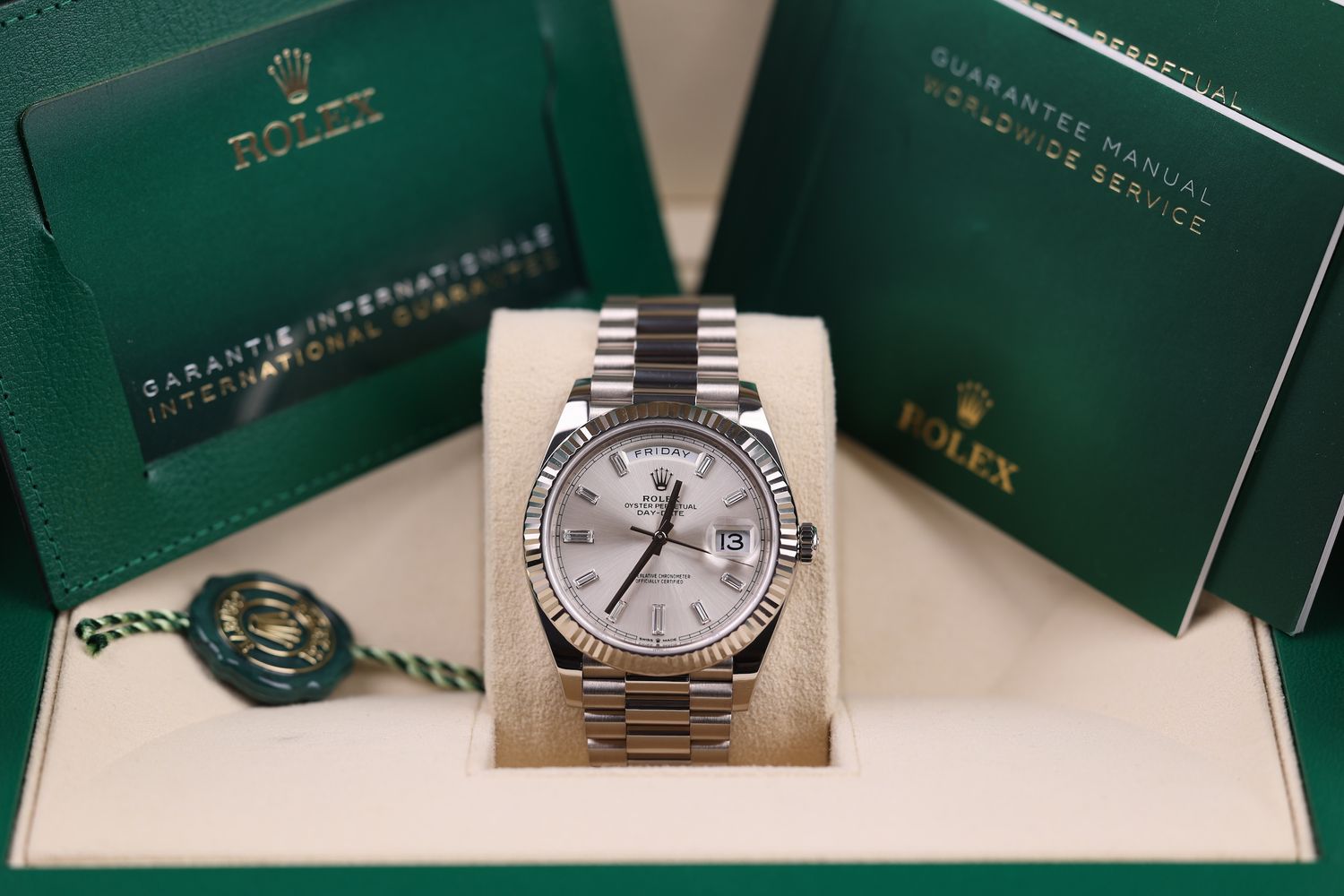 Rolex Day Date 40 Weißgold Silver DIA Dial - 2022 Rolex Day Date 40 Weißgold Silver DIA Dial - 2022