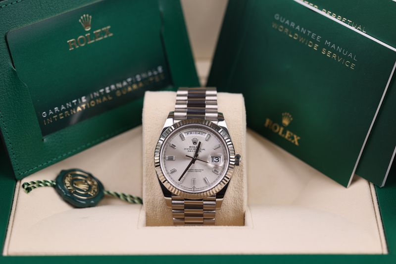Rolex Day Date 40 Weißgold Silver DIA Dial - 2022 Rolex Day Date 40 Weißgold Silver DIA Dial - 2022