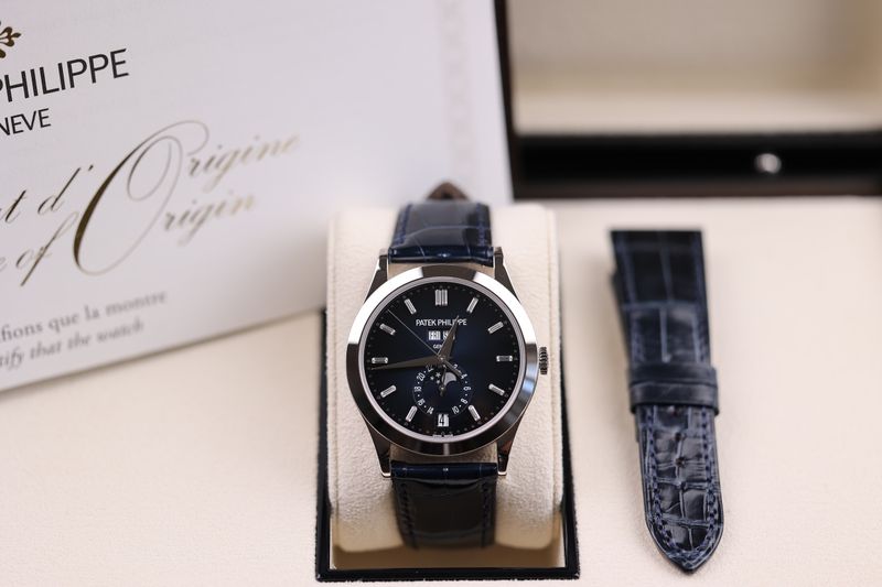 Patek Philippe Annual Calendar Blue Sunburst Baguette Dial - 2025 Patek Philippe Annual Calendar Blue Sunburst Baguette Dial - 2025