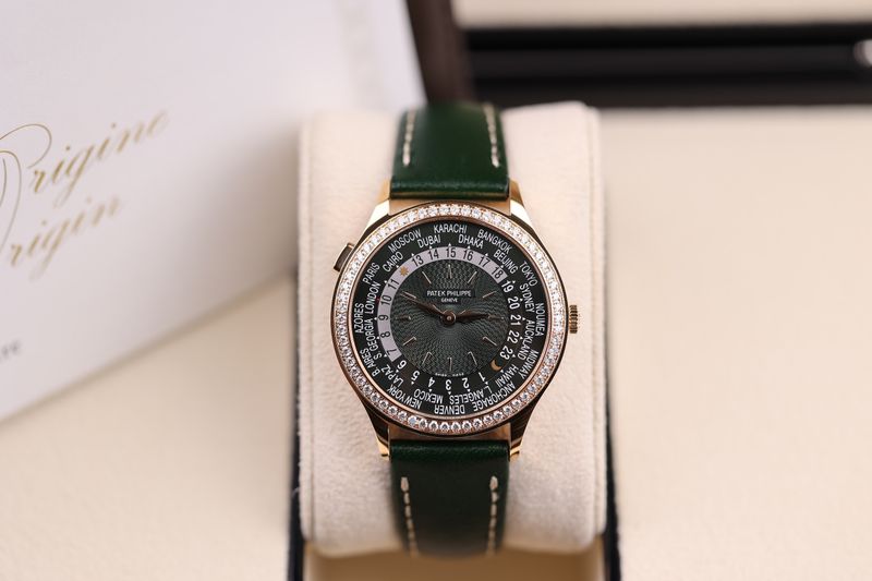 Patek Philippe Lady World Time Complications Grün - 2023