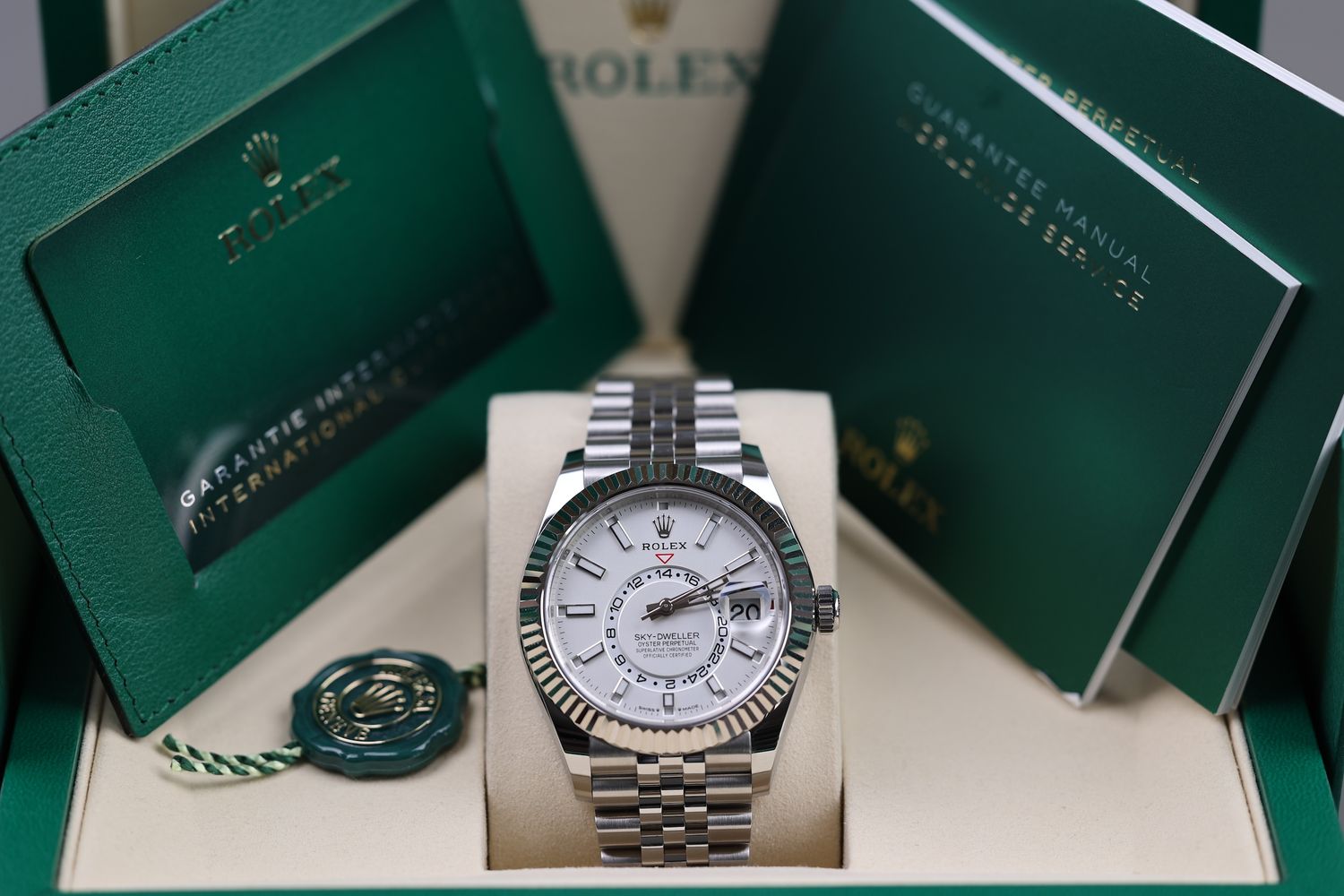 Rolex Sky-Dweller Jubilee Weiß - 2026 Rolex Sky-Dweller Jubilee Weiß - 2026