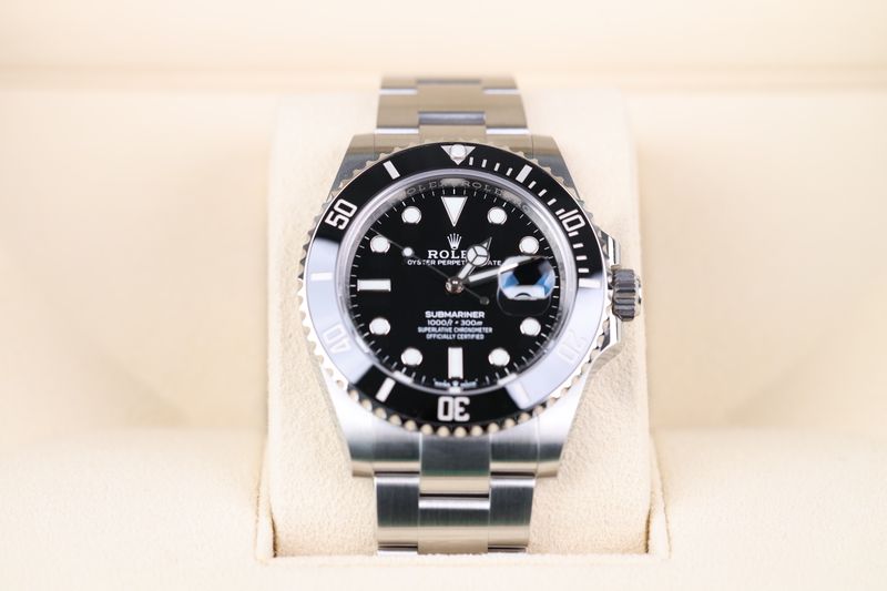 Rolex Submariner Date Schwarz - 05/2026