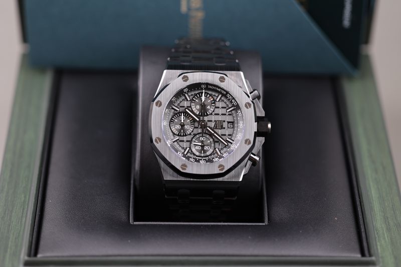 Audemars Piguet Royal Oak Offshore Chronograph Ceramic Schwarz - 2025