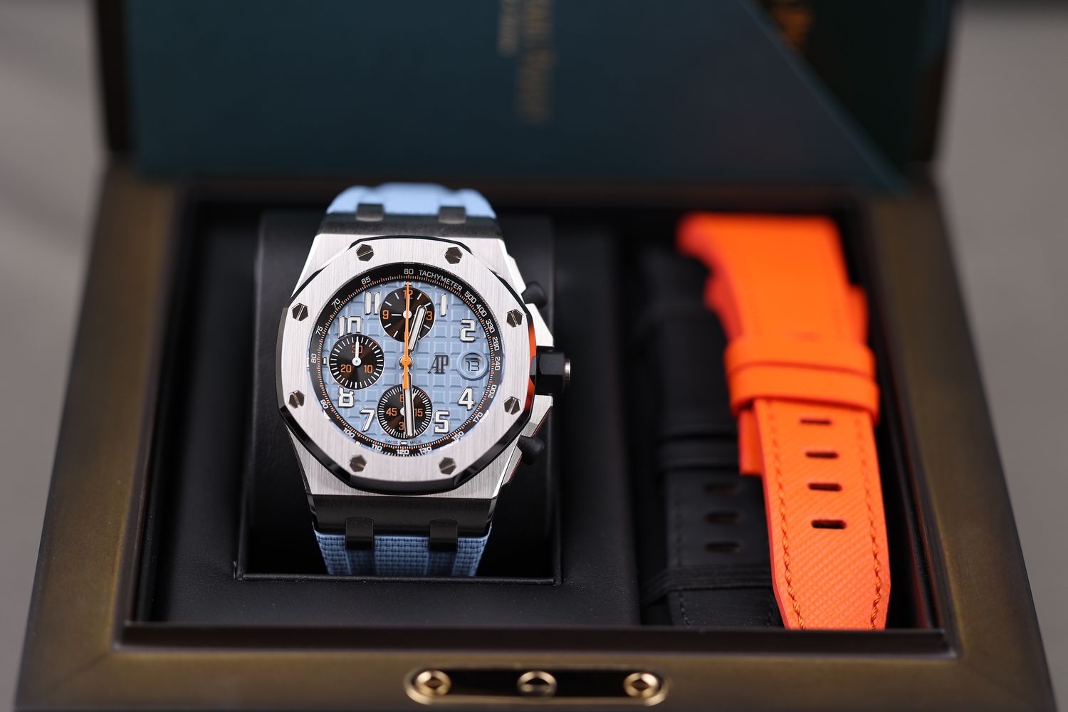 Audemars Piguet Royal Oak Offshore Chronograph Baby Blau - 2024 Audemars Piguet Royal Oak Offshore Chronograph Baby Blau - 2024
