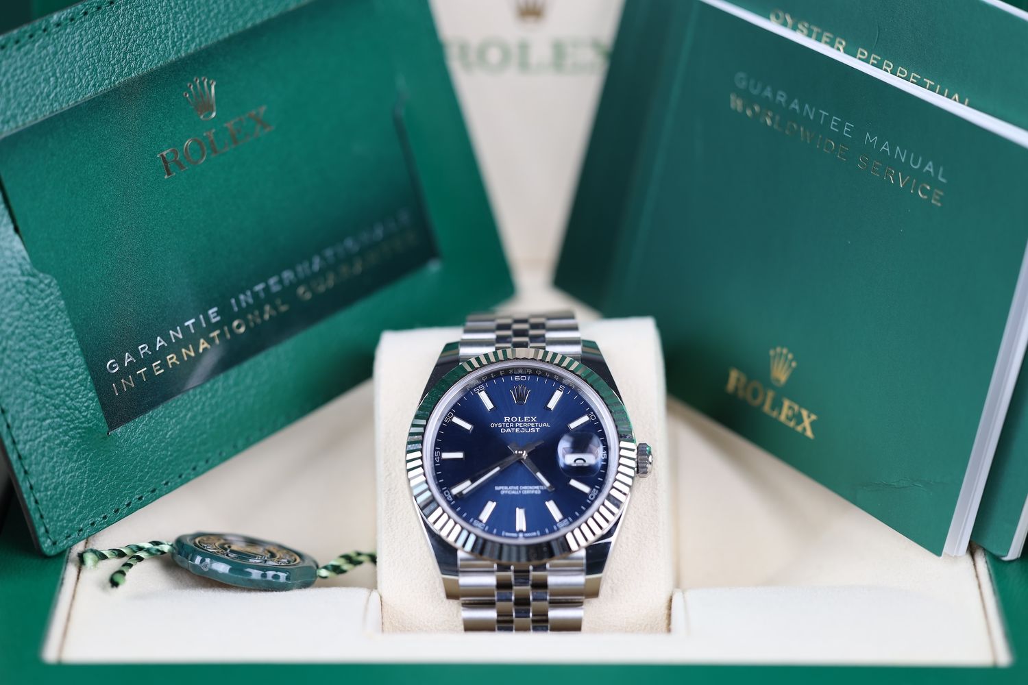 Rolex Datejust 41 Fluted Jubilee Blau - 04/2026