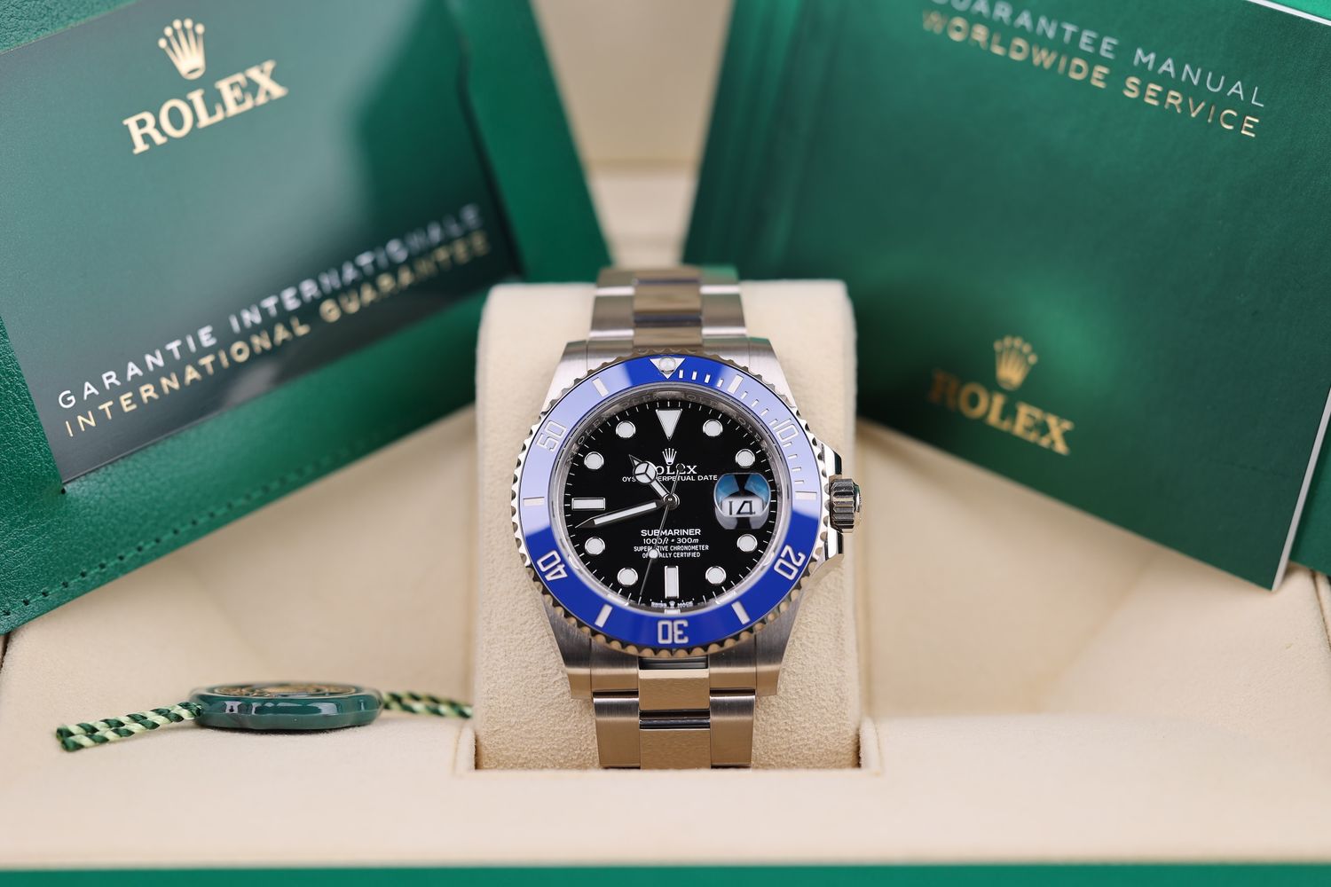 Rolex Submariner Date Smurf Weißgold - 2023