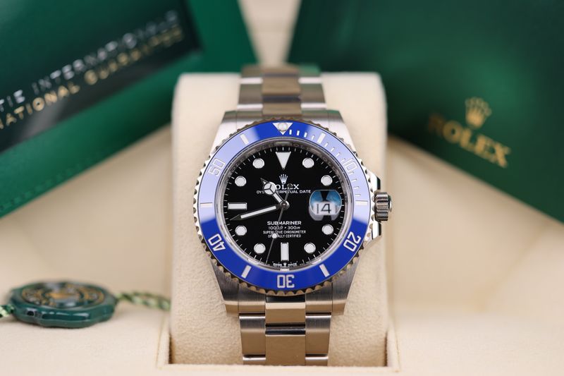 Rolex Submariner Date Smurf Weißgold - 2023