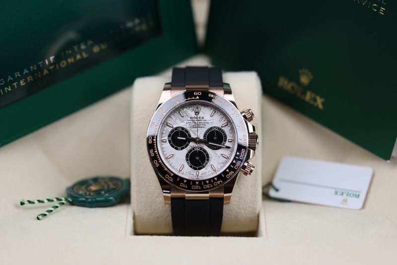 Rolex Daytona Oysterflex Roségold Meteorite - 12/2025