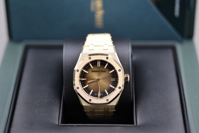 Audemars Piguet Royal Oak Frosted Gelbgold - 2025