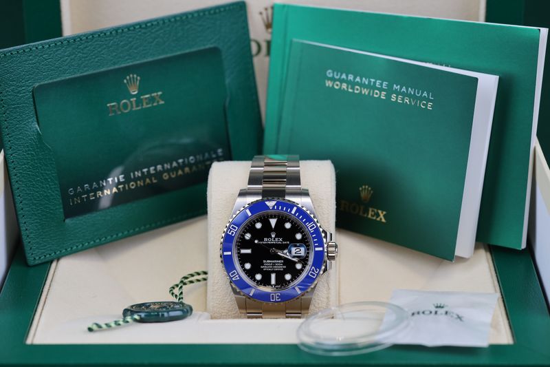 Rolex Submariner Date Smurf Weißgold - 2024