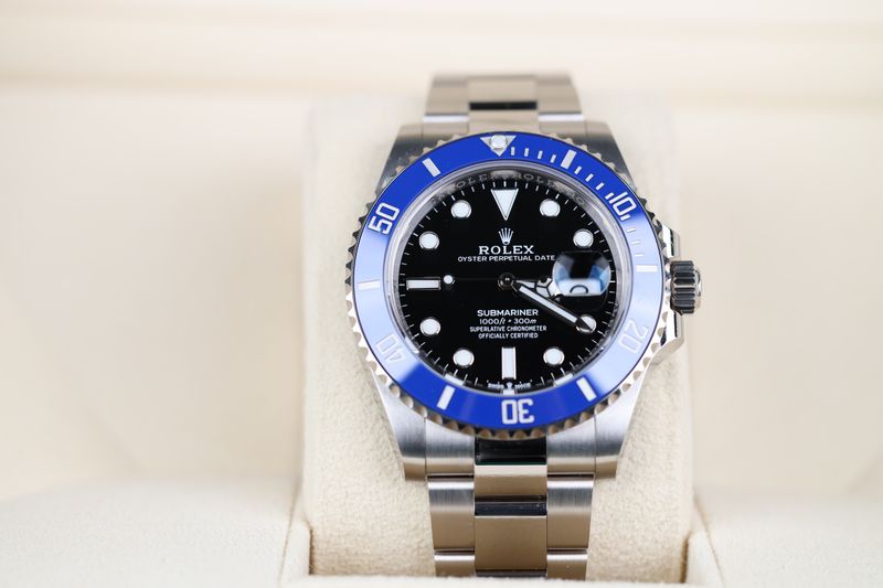Rolex Submariner Date Smurf Weißgold - 2022