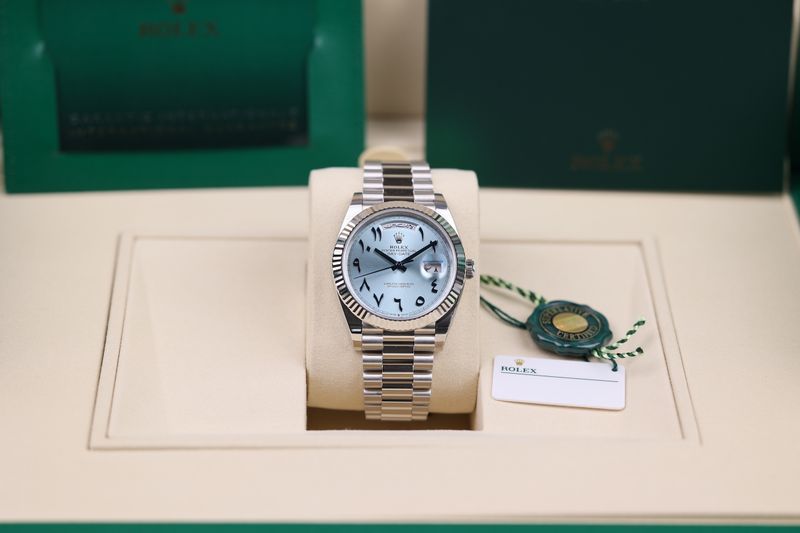 Rolex Day-Date 40 Platin Arabic - 2026