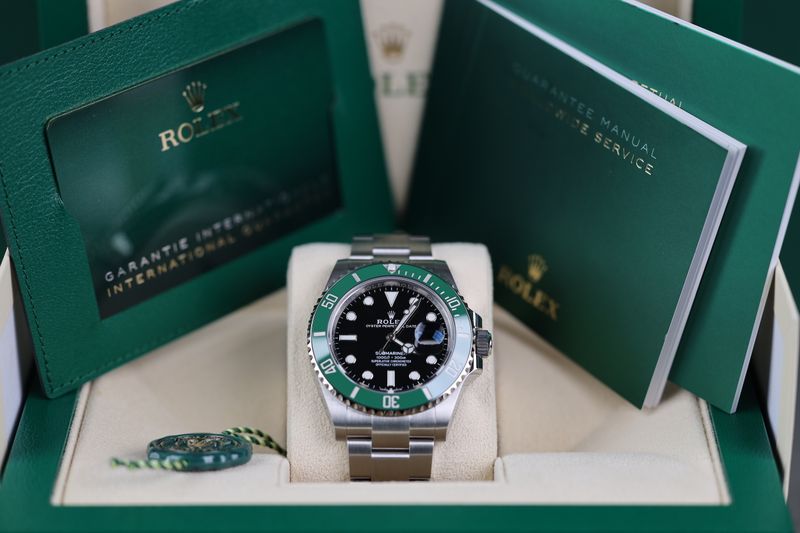 Rolex Submariner Date Starbucks - 2020