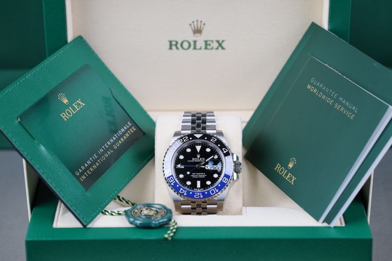 Rolex GMT-Master II Batgirl - 2024