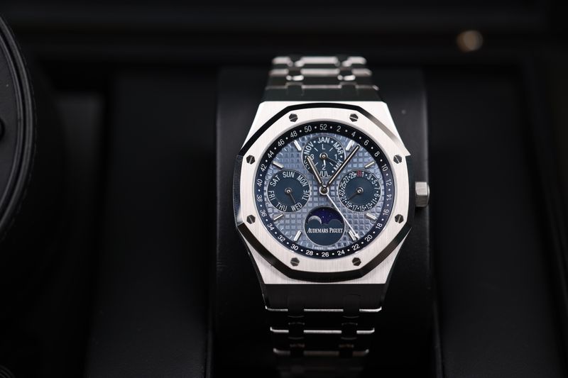 Audemars Piguet Royal Oak Perpetual Calendar Blau - 2022