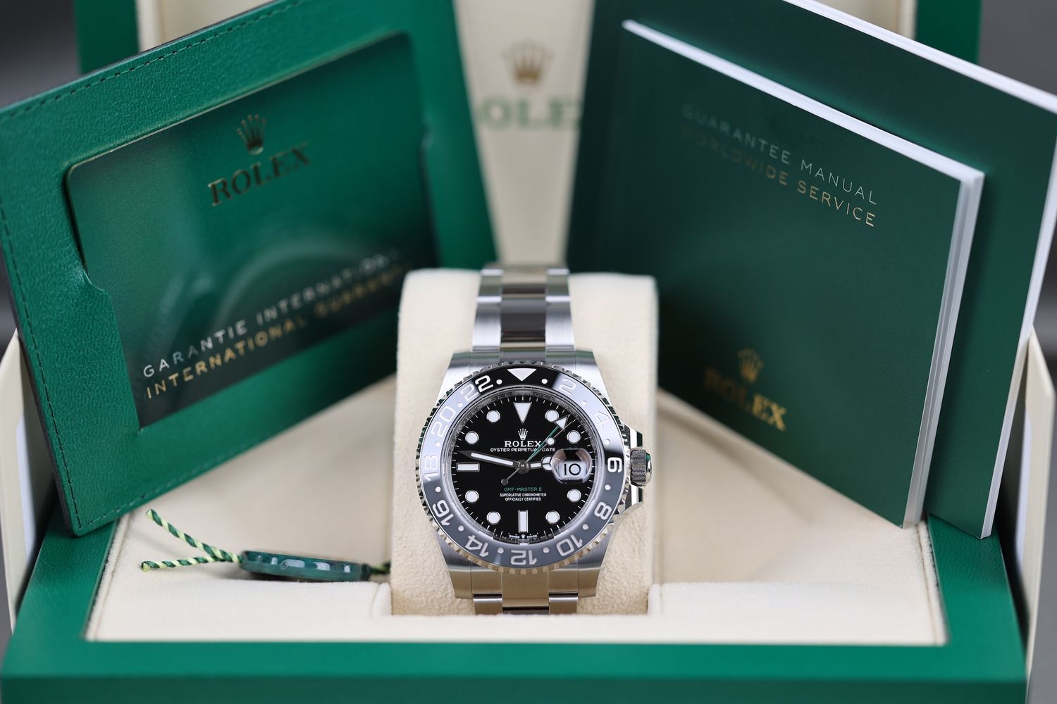 Rolex GMT-Master II Bruce Wayne Oyster - 03/2026