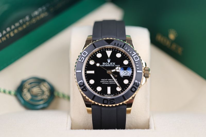 Rolex Yacht-Master 42 Gelbgold - 2022