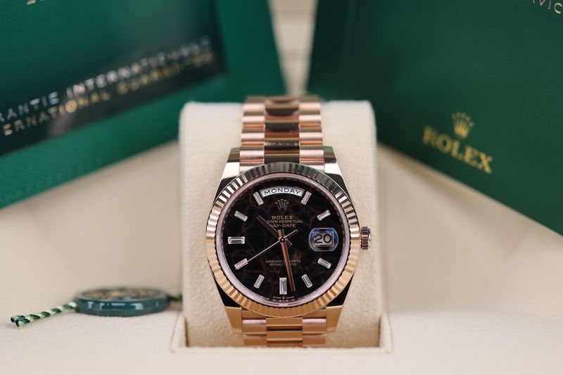 Rolex Day Date 40 Roségold Eisenkiesel - 2022
