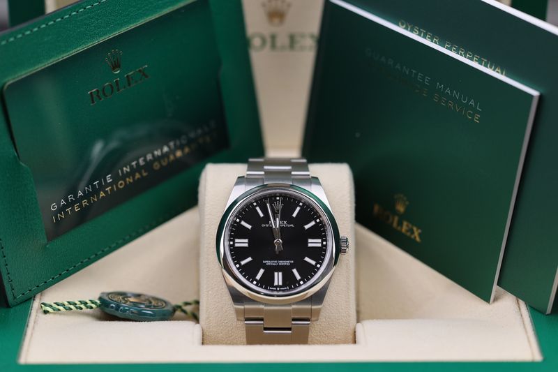 Rolex Oyster Perpetual 41 Schwarz - 2024 Rolex Oyster Perpetual 41 Schwarz - 2024