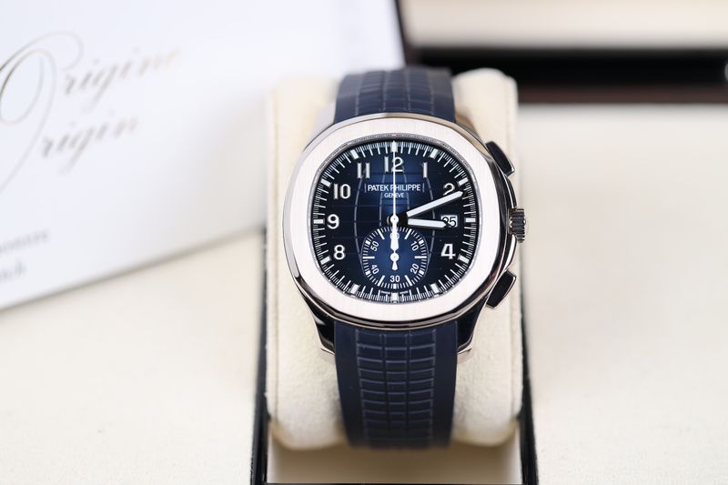 Patek Philippe Aquanaut Weißgold Chronograph Blau - 2022