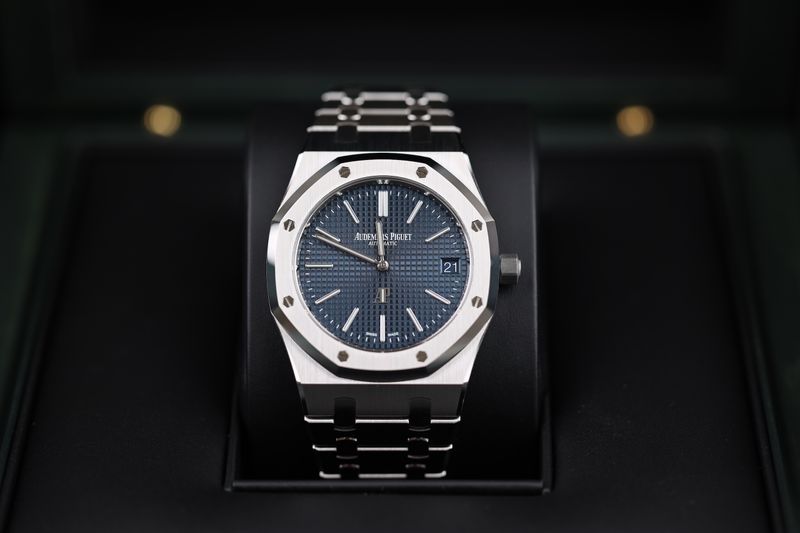 Audemars Piguet Royal Oak Jumbo Extra-Thin - 2024