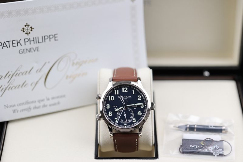 Patek Philippe Pilot Travel Time Blau - 07/2026 Patek Philippe Pilot Travel Time Blau - 07/2026