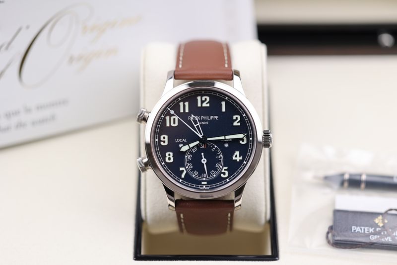 Patek Philippe Pilot Travel Time Blau - 07/2026
