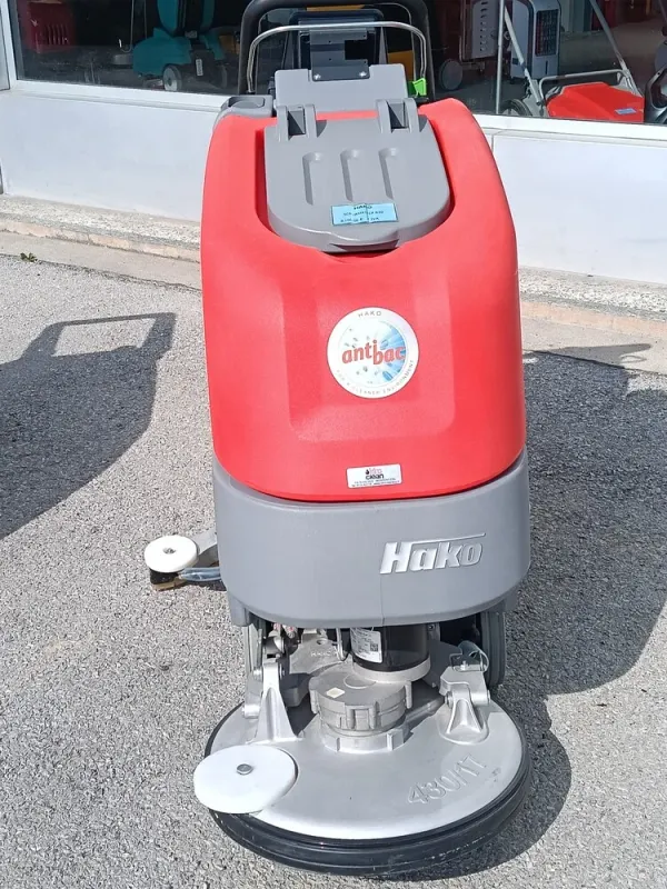 HAKO SCRUBMASTER B30
