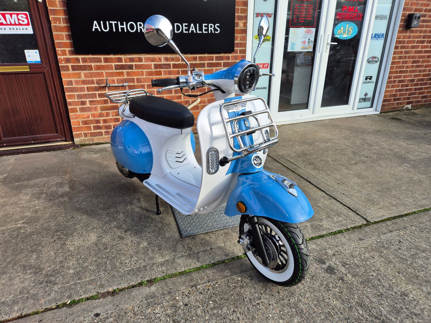 AJS Modena 125 - Blue/White