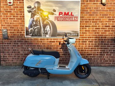 Royal Alloy GT2 125 Round Lamp - Ocean Blue Royal Alloy GT2 125 Round Lamp - Ocean Blue