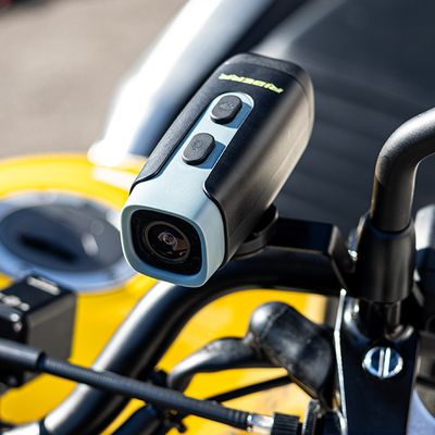 Cameras & Accessories