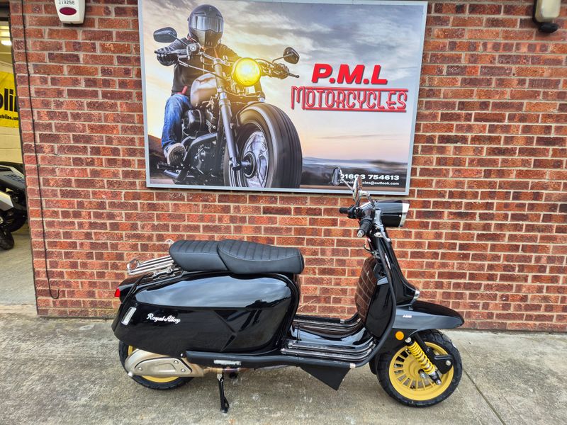 Royal Alloy GP350 SE - Black/Gold