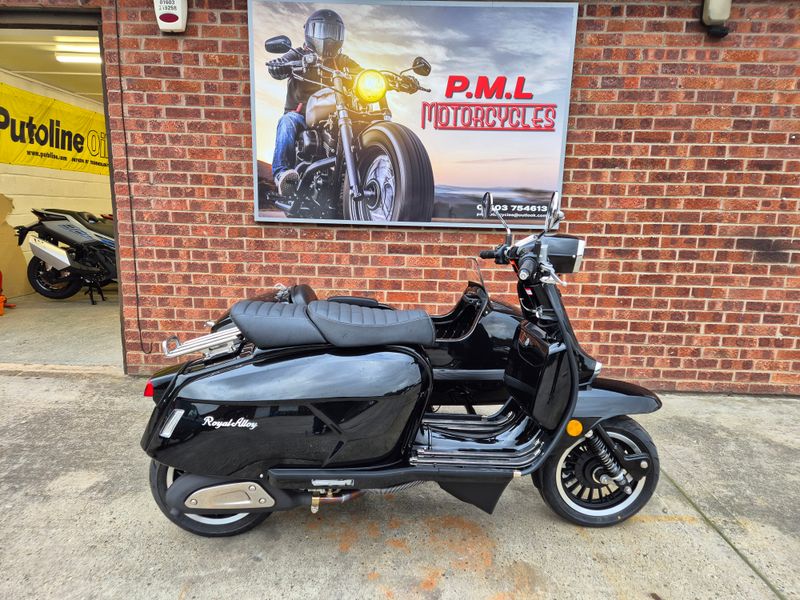 Royal Alloy GP350 Sidecar - Gloss Black
