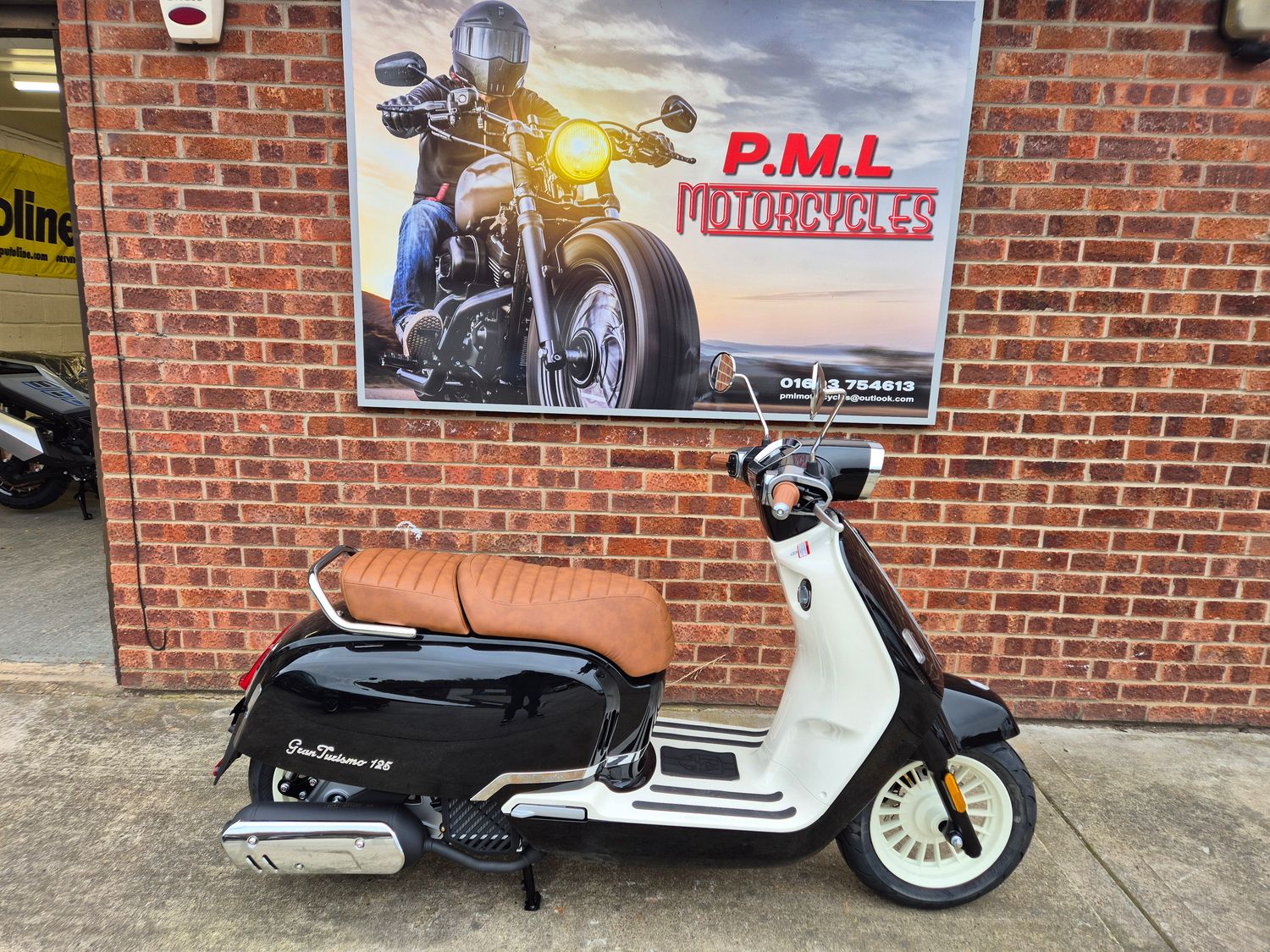 Royal Alloy GT2 125 Elegance - Dark Jade