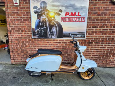 Royal Alloy JPS 125 - White/Gold