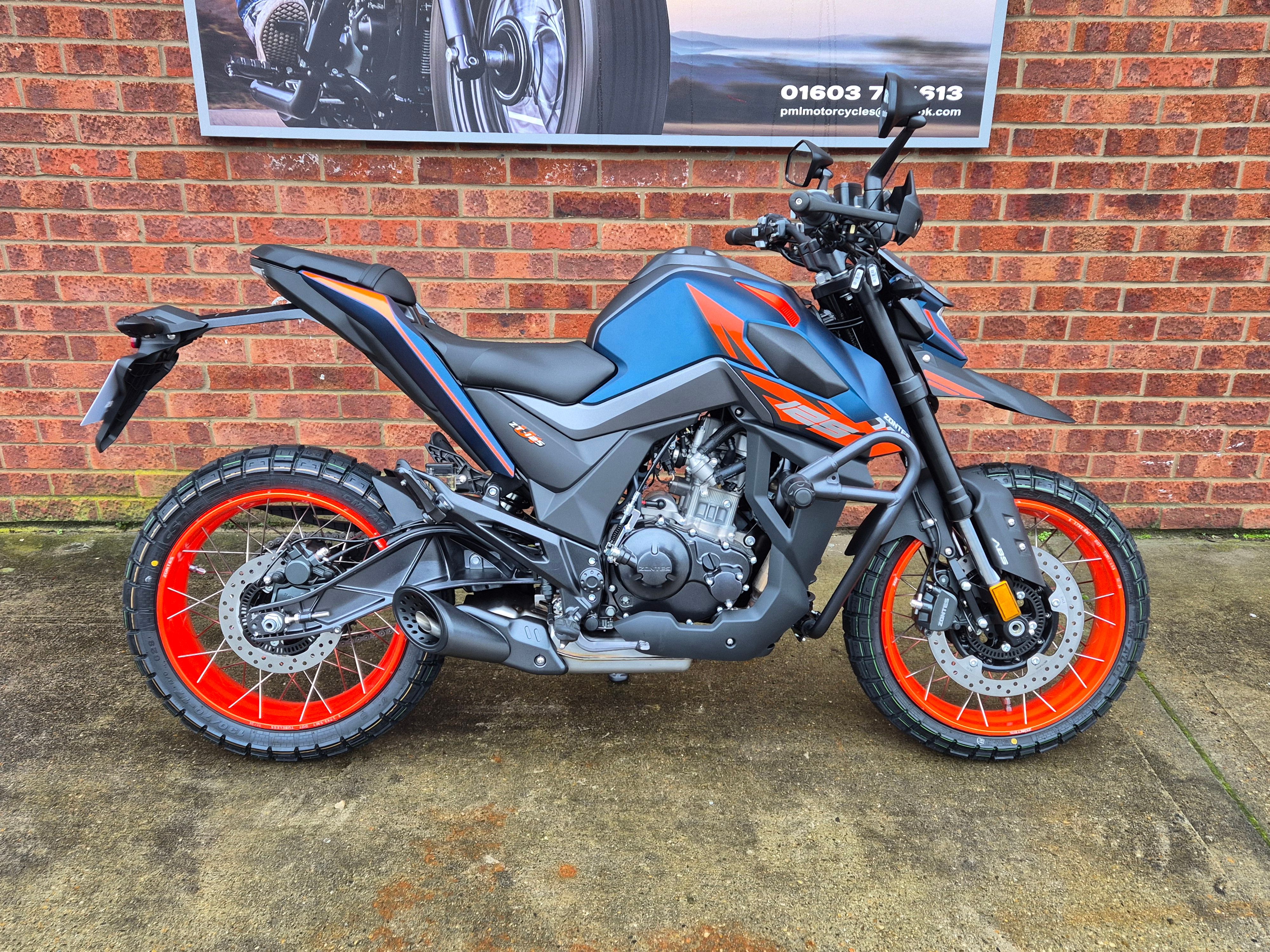 Zontes ZT125-U1 LCD - Satin Blue/Orange