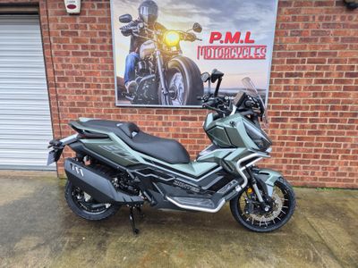 Zontes ZT368T-G - Metallic Green