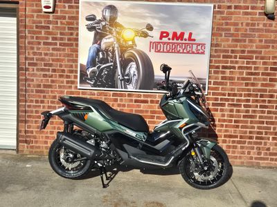 Zontes ZT368T-G - Metallic Green