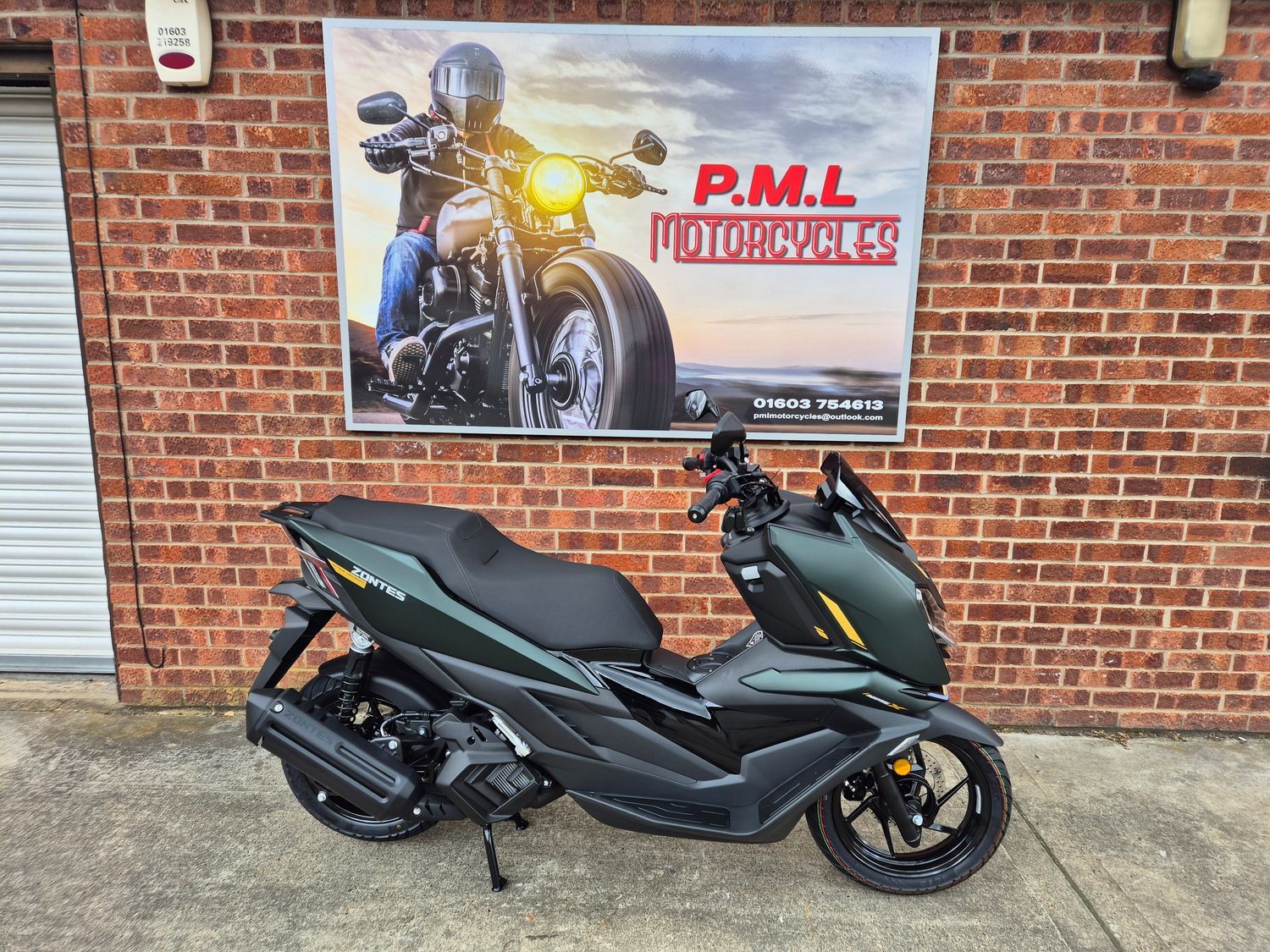 Zontes ZT125-X - Satin Green Zontes ZT125-X - Satin Green