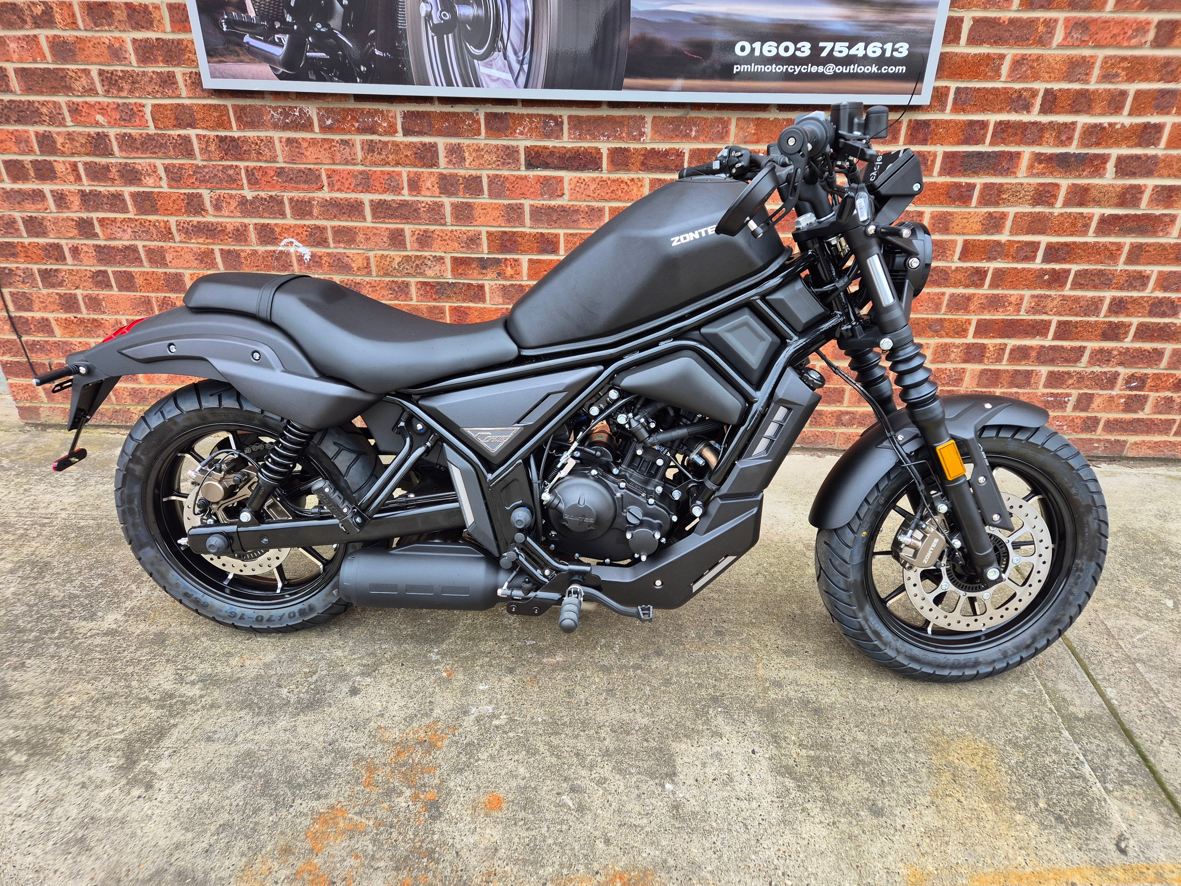 Zontes ZT125-C2 - Satin Black