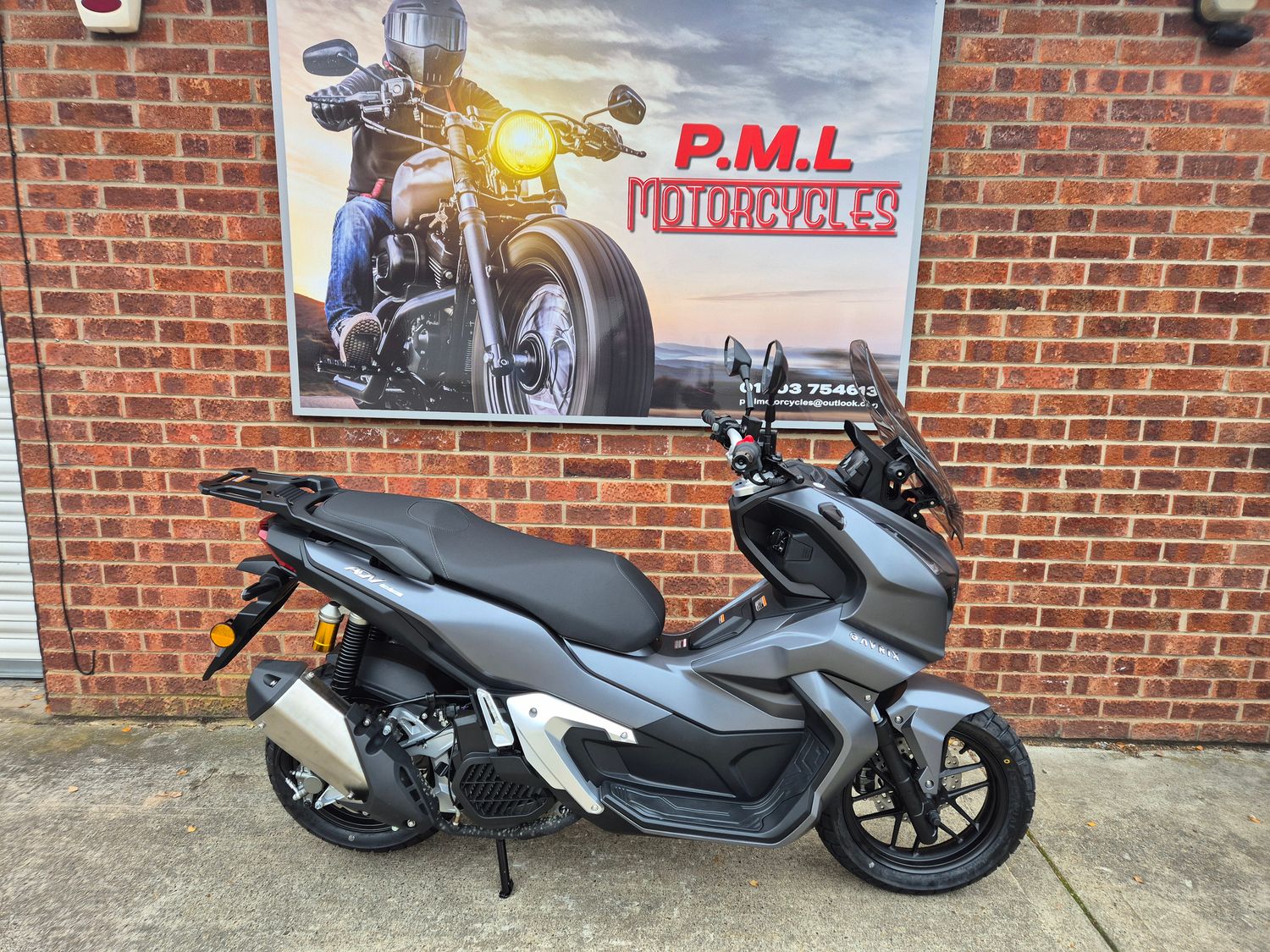 Gavrix ADV 125 - Grey
