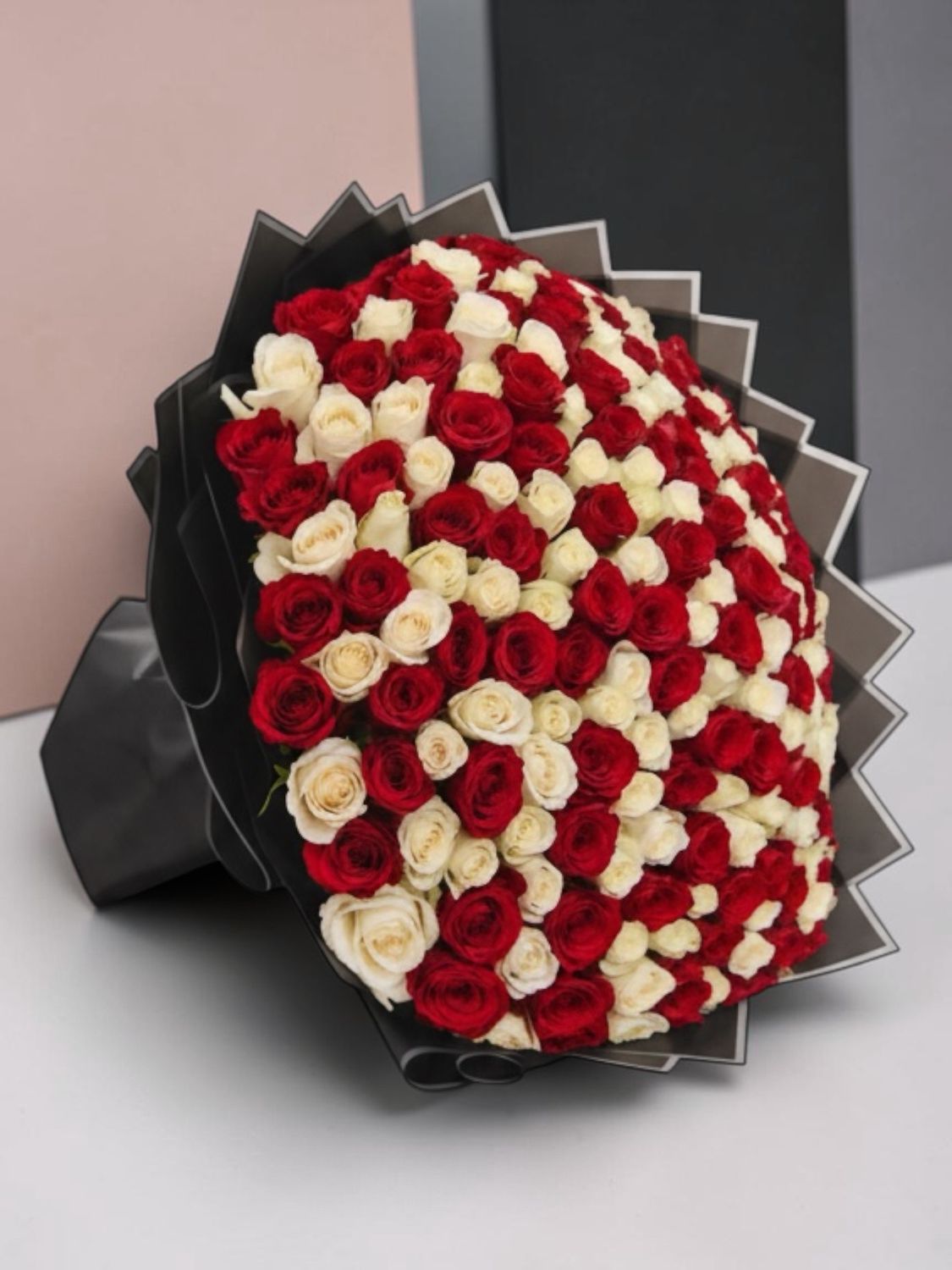 Grandora (200 Roses)