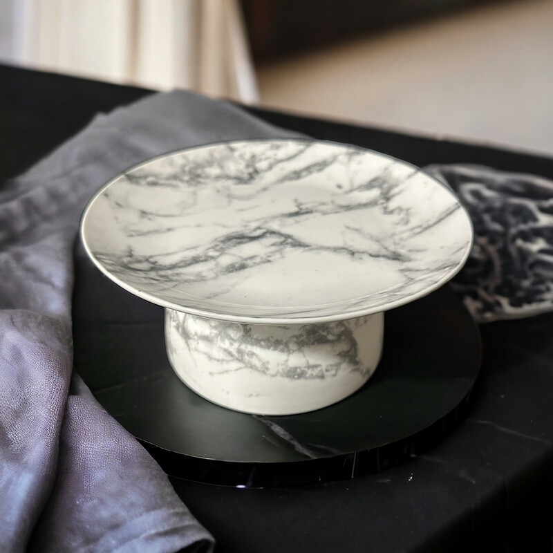 Luxe Marble Petite Cake Tray