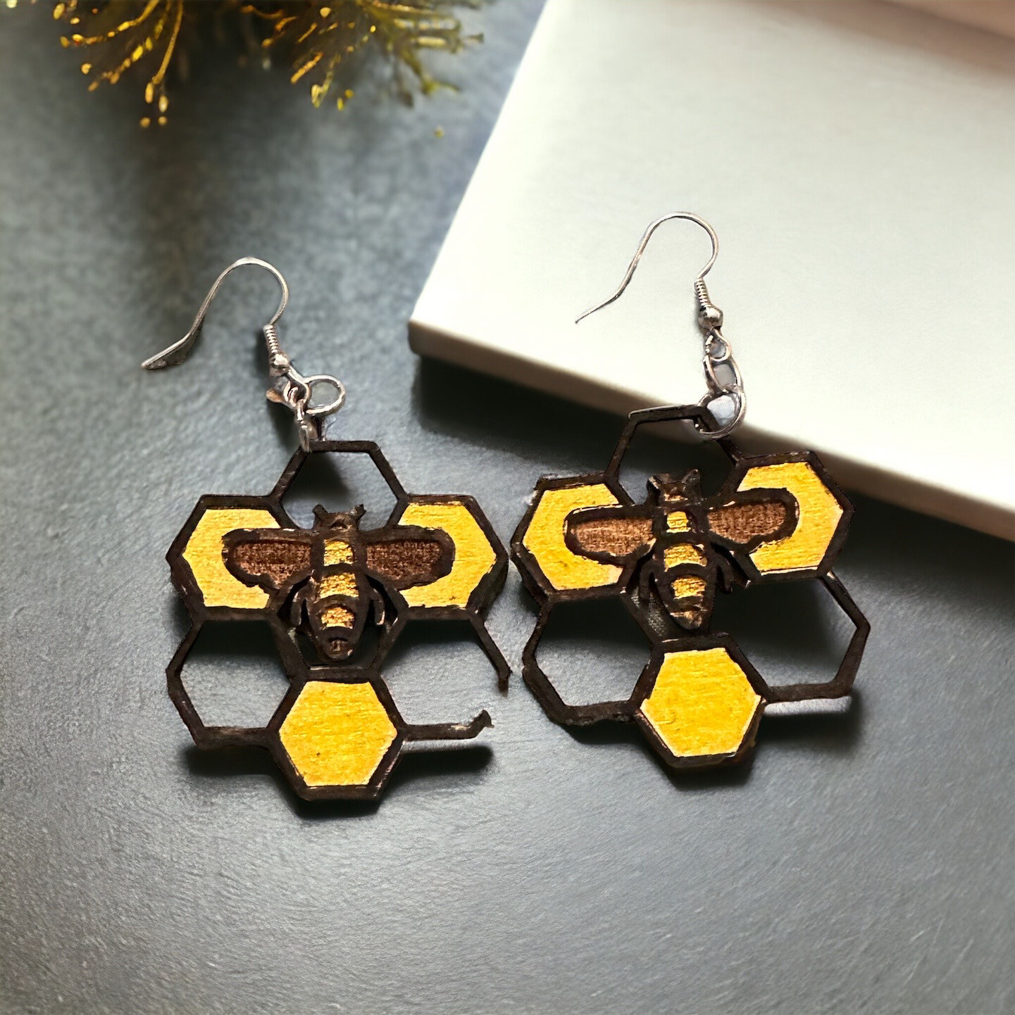 Honeyed Hive Hangers