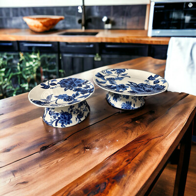 Stands and Trays