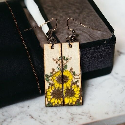 Kissing sunflower dangles
