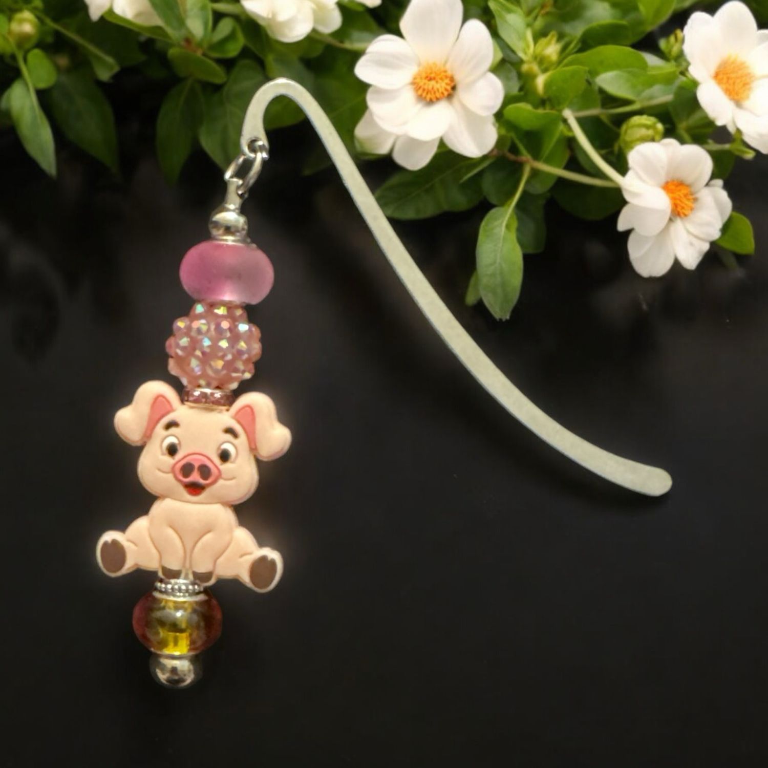 Piggy book mark