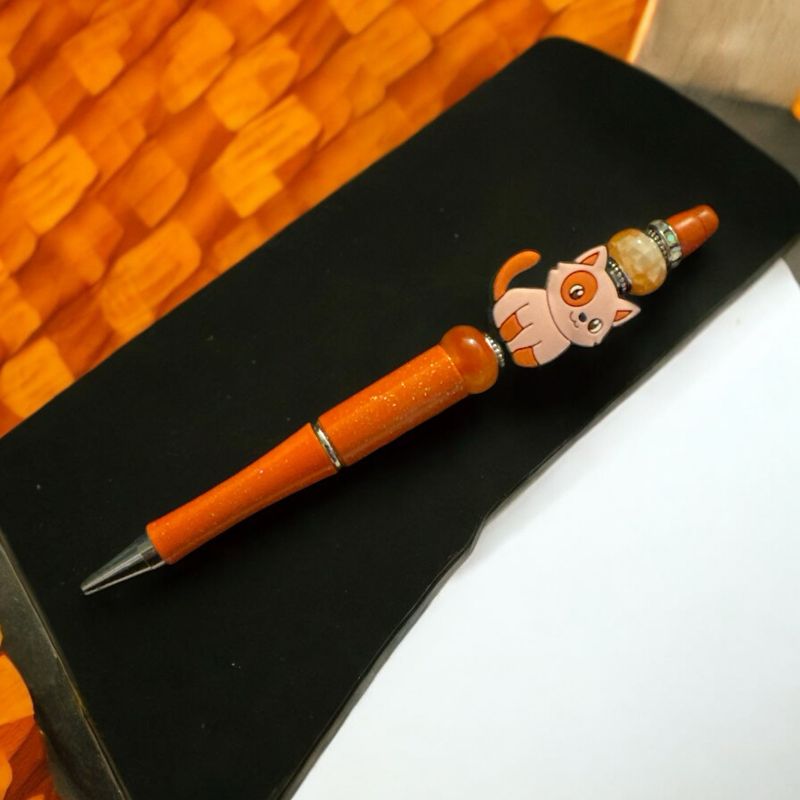 Orange kitty Pen
