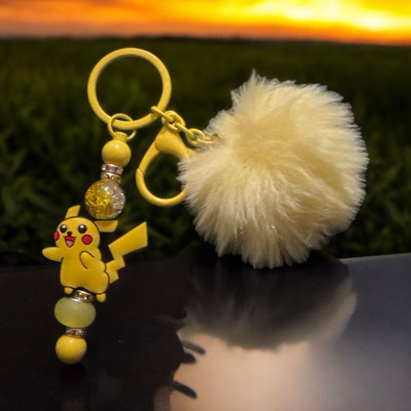 Electric mouse beaded keychain with poof